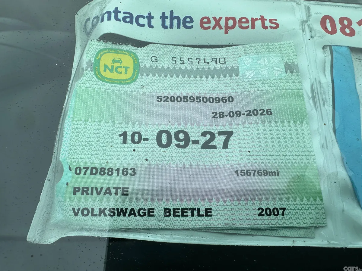 Volkswagen Beetle Convertible, Petrol, 2007, Red
