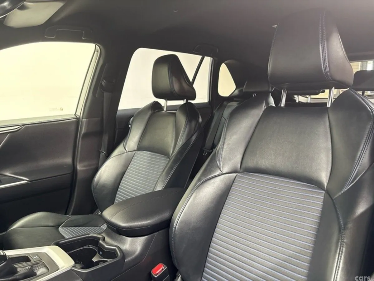 Toyota RAV4 SUV, Petrol Hybrid, 2021, Grey