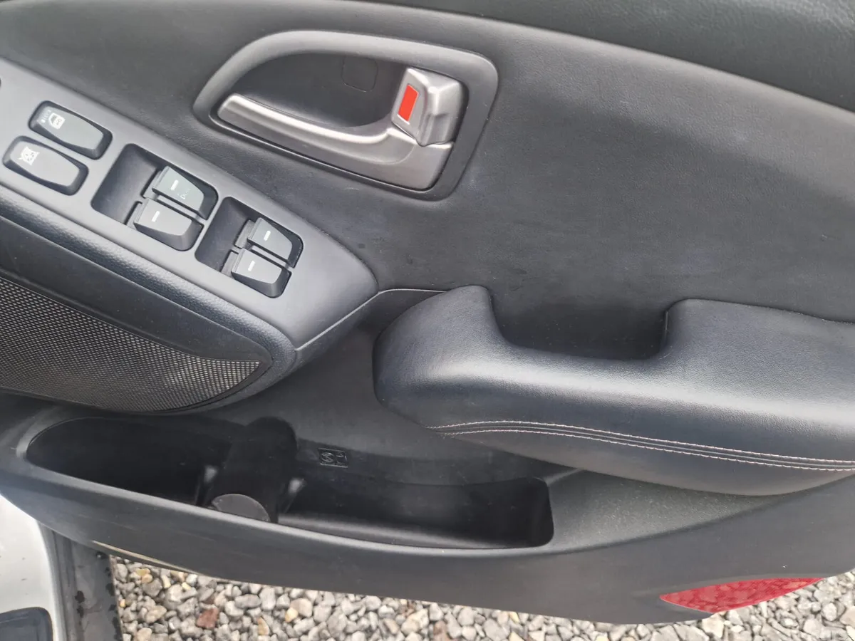 Hyundai ix35 SUV, Diesel, 2011, Silver