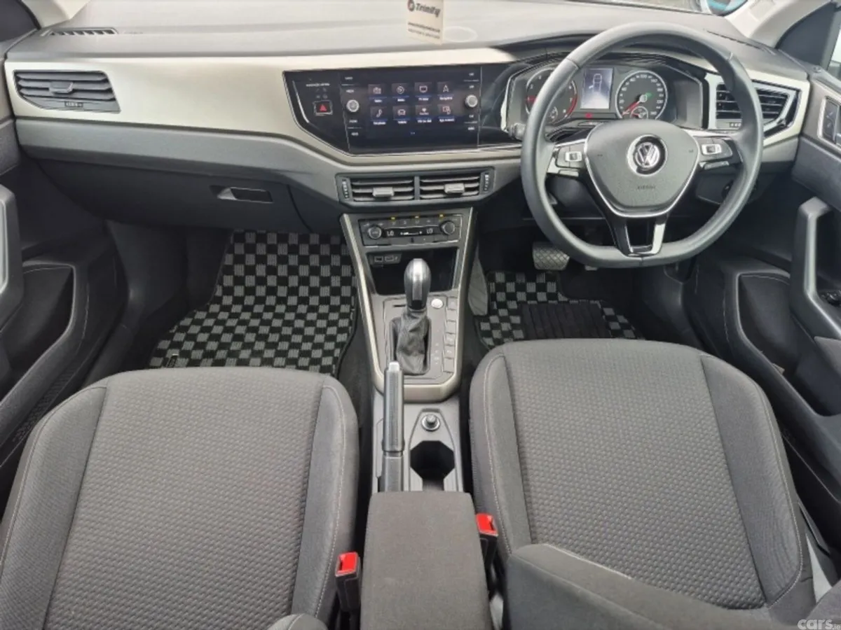 Volkswagen Polo Hatchback, Petrol, 2020, White