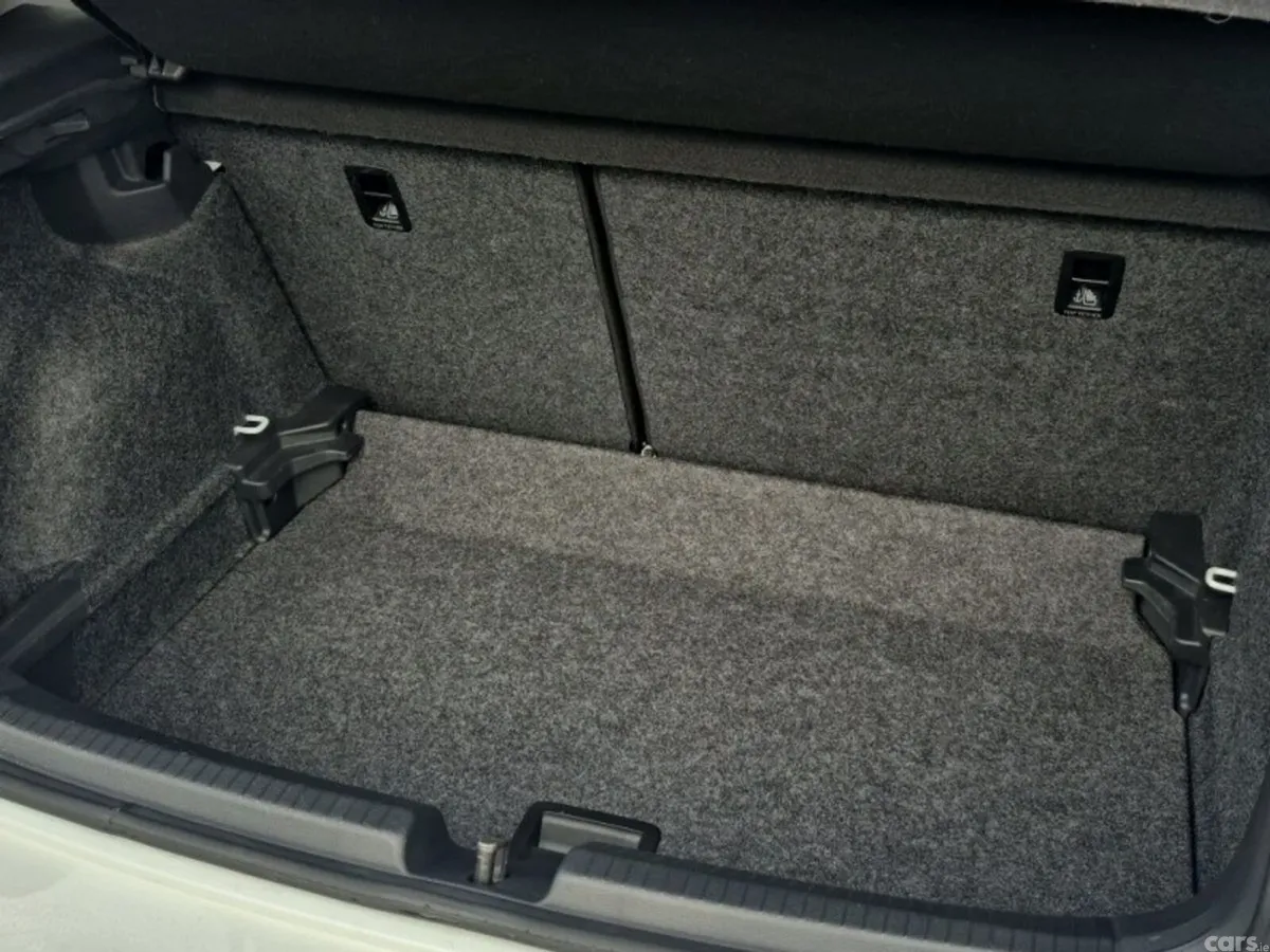 Volkswagen Polo Hatchback, Petrol, 2020, White
