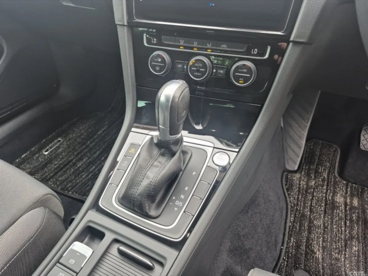 Volkswagen Golf Hatchback, Petrol, 2019, Black