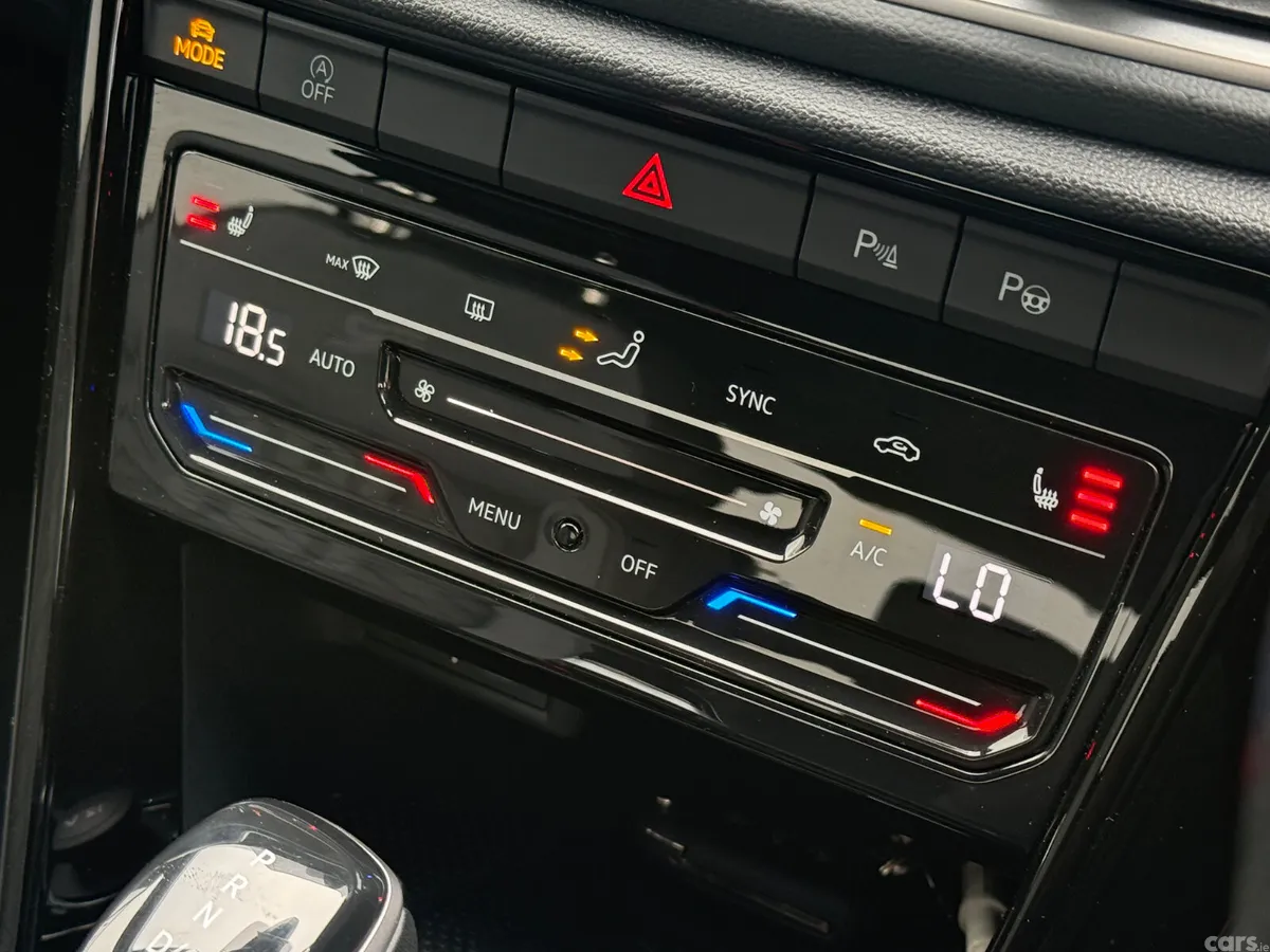 Volkswagen T-Roc SUV, Diesel, 2023, Black
