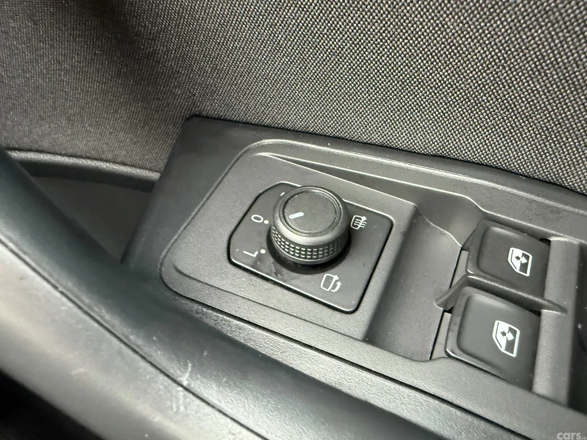 Volkswagen T-Roc SUV, Petrol, 2023, Red