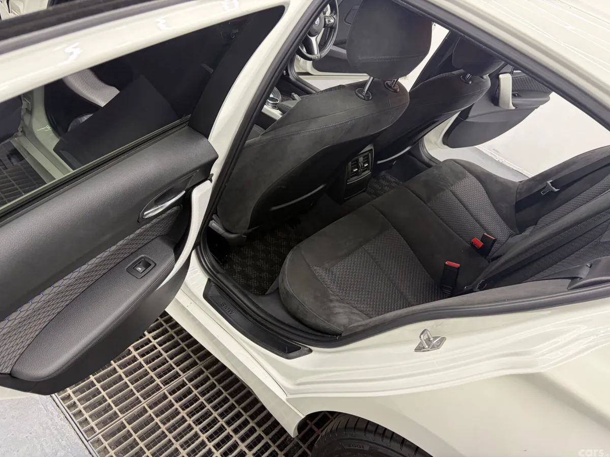 BMW 1-Series Hatchback, Petrol, 2015, White