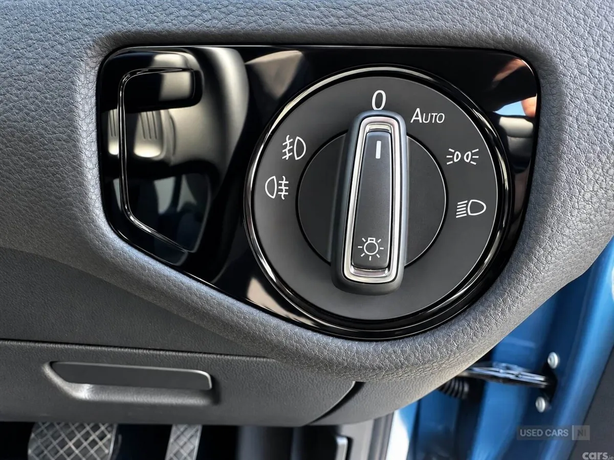 Volkswagen Golf , Petrol, 2015, Blue
