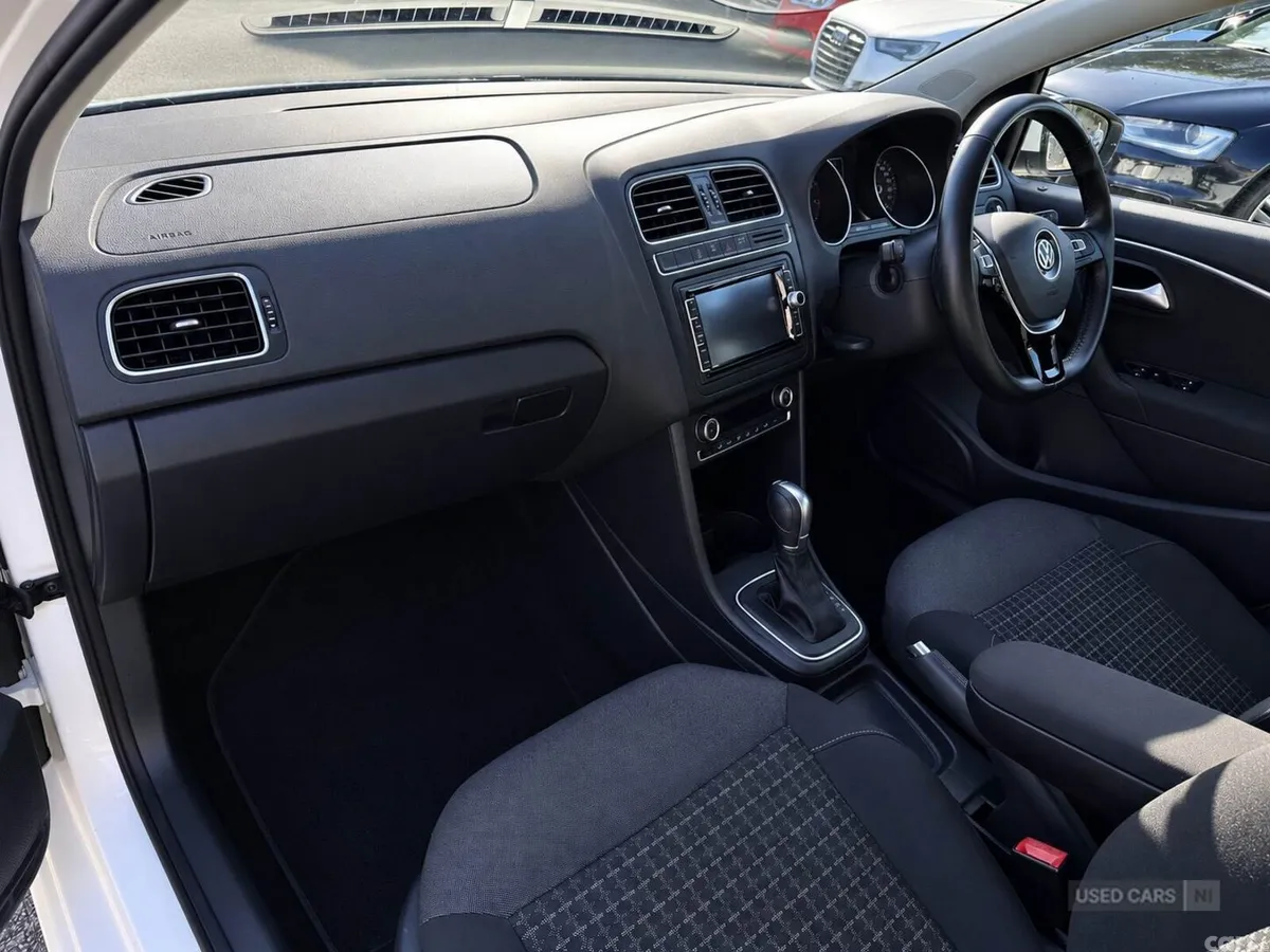 Volkswagen Polo , Petrol, 2015, White