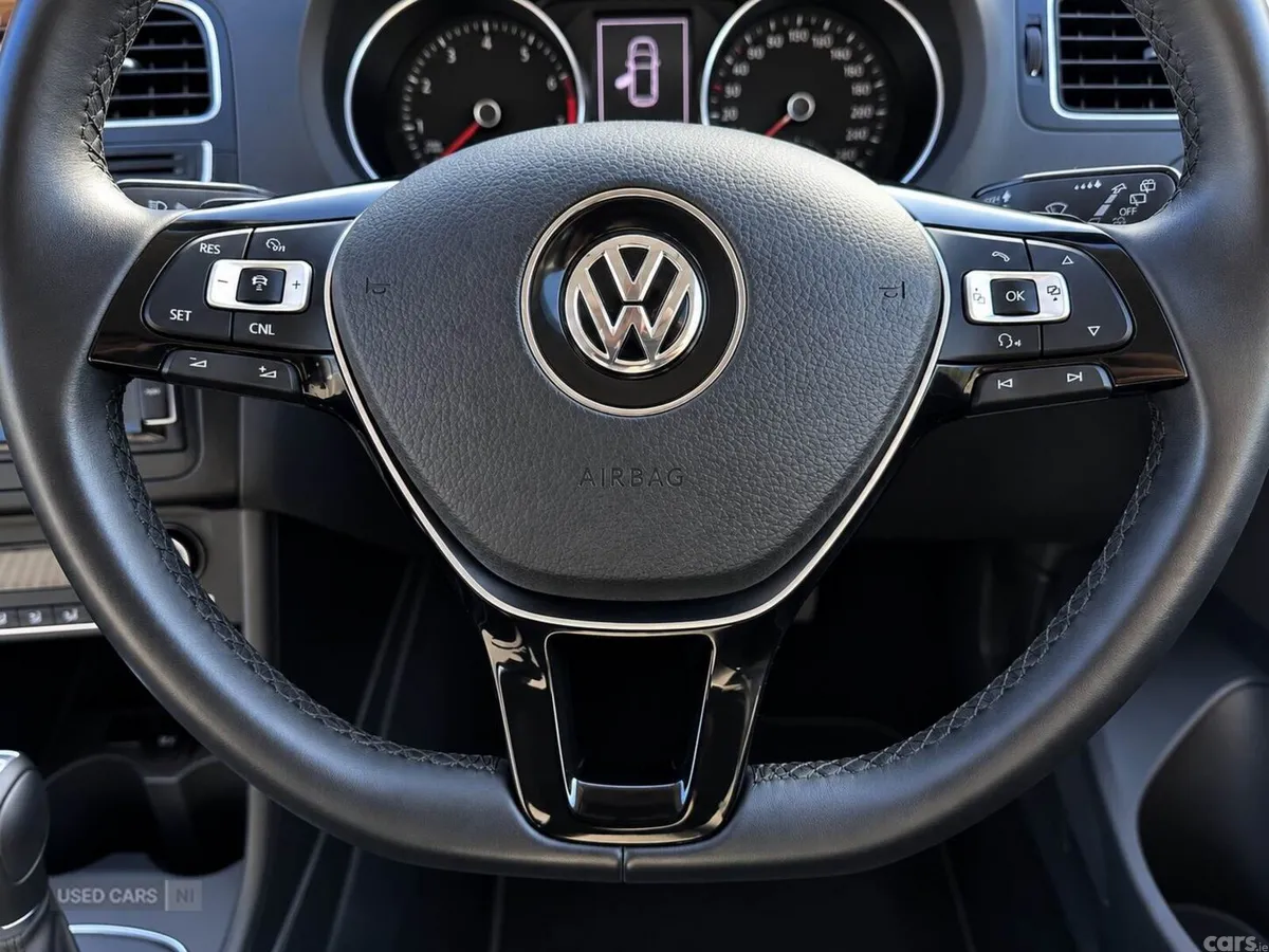 Volkswagen Polo , Petrol, 2015, White