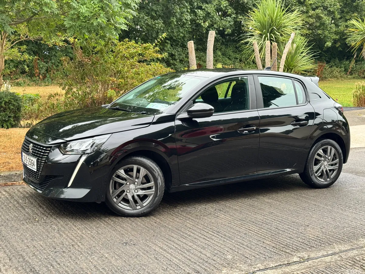 Peugeot 208 Hatchback, Petrol, 2021, Black