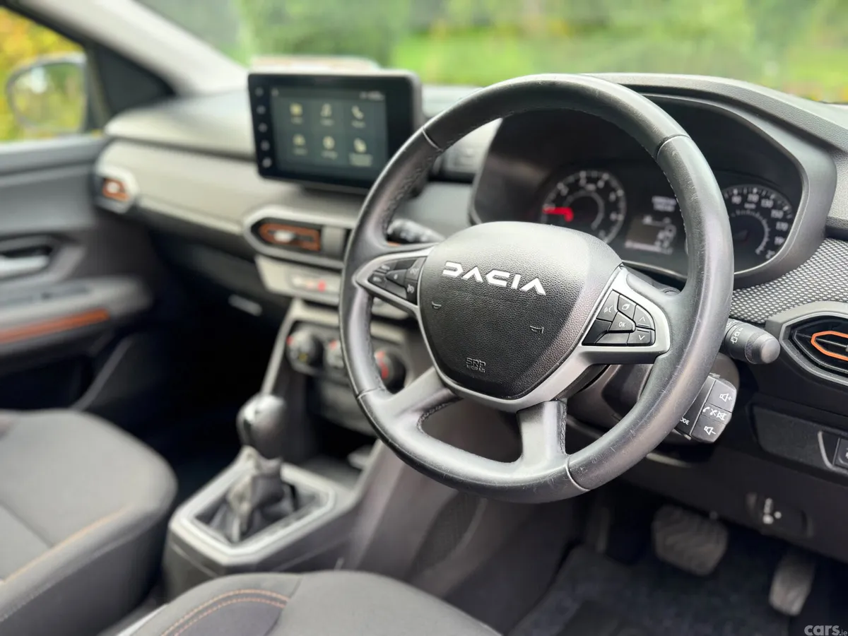 Dacia Sandero Stepway Hatchback, Petrol, 2023, Blue