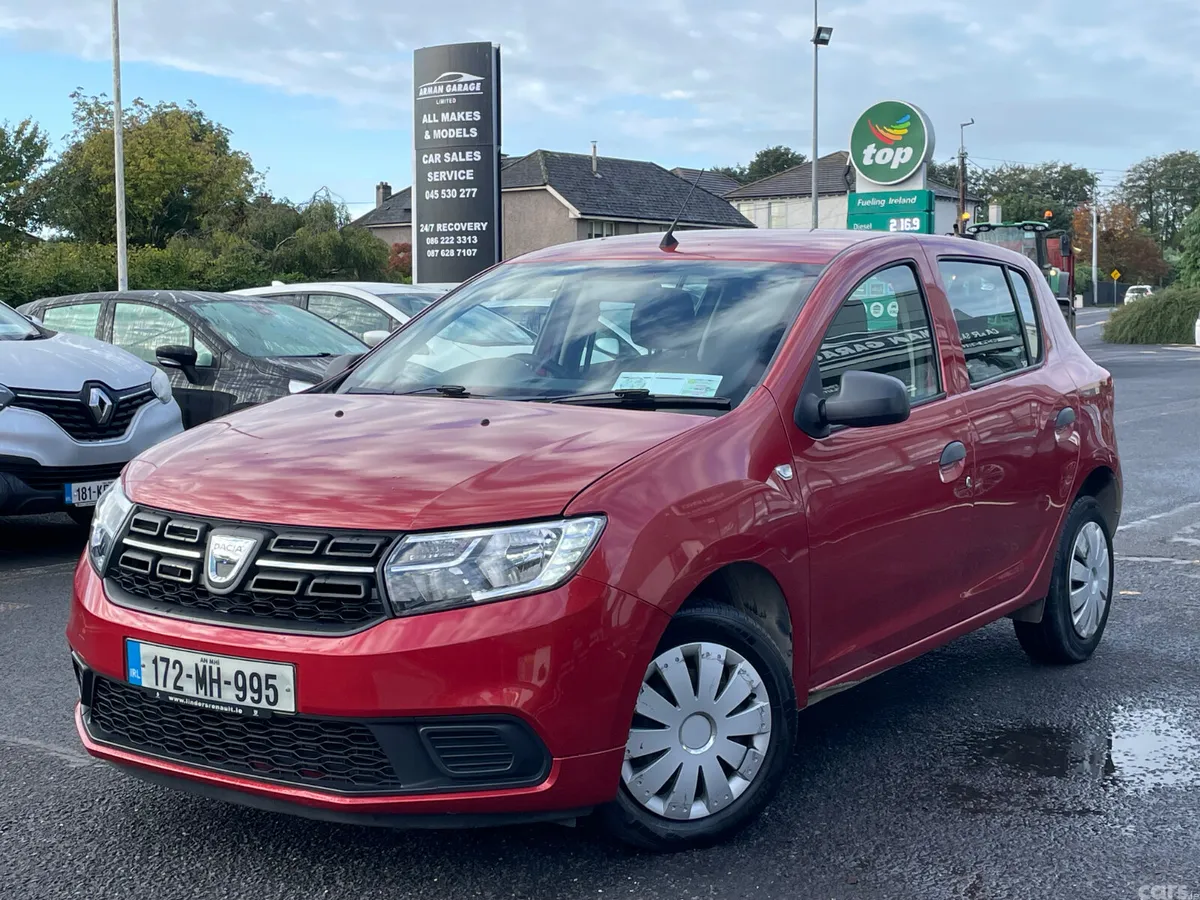 Dacia Sandero Hatchback, Petrol, 2017, Red