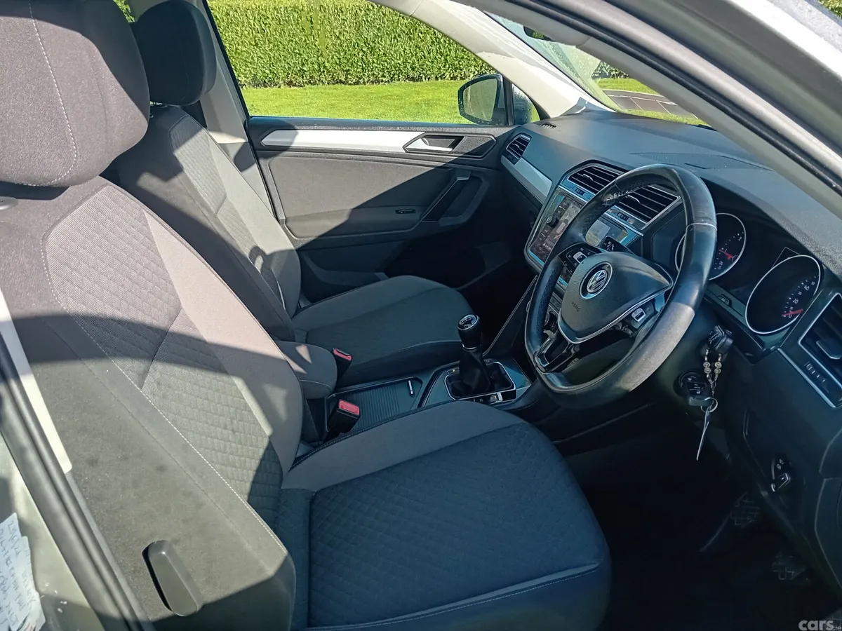 Volkswagen Tiguan SUV, Diesel, 2018, Grey