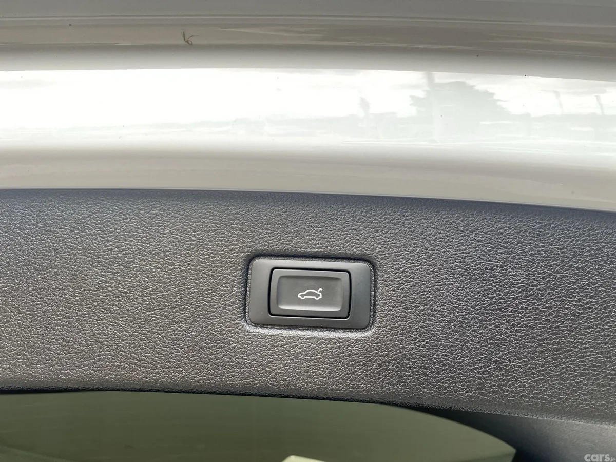 Audi Q7 SUV, Diesel Hybrid, 2021, White