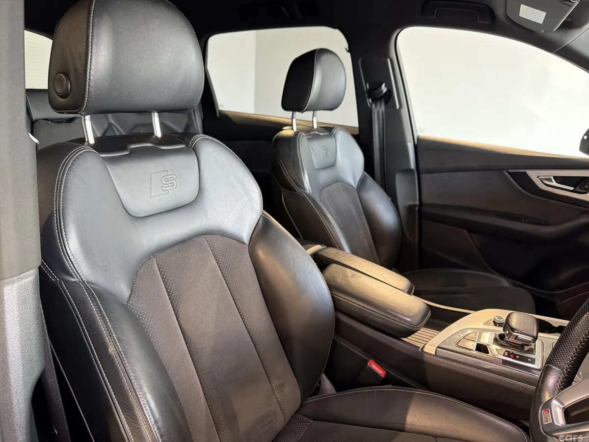 Audi Q7 SUV, Diesel Hybrid, 2019, Grey