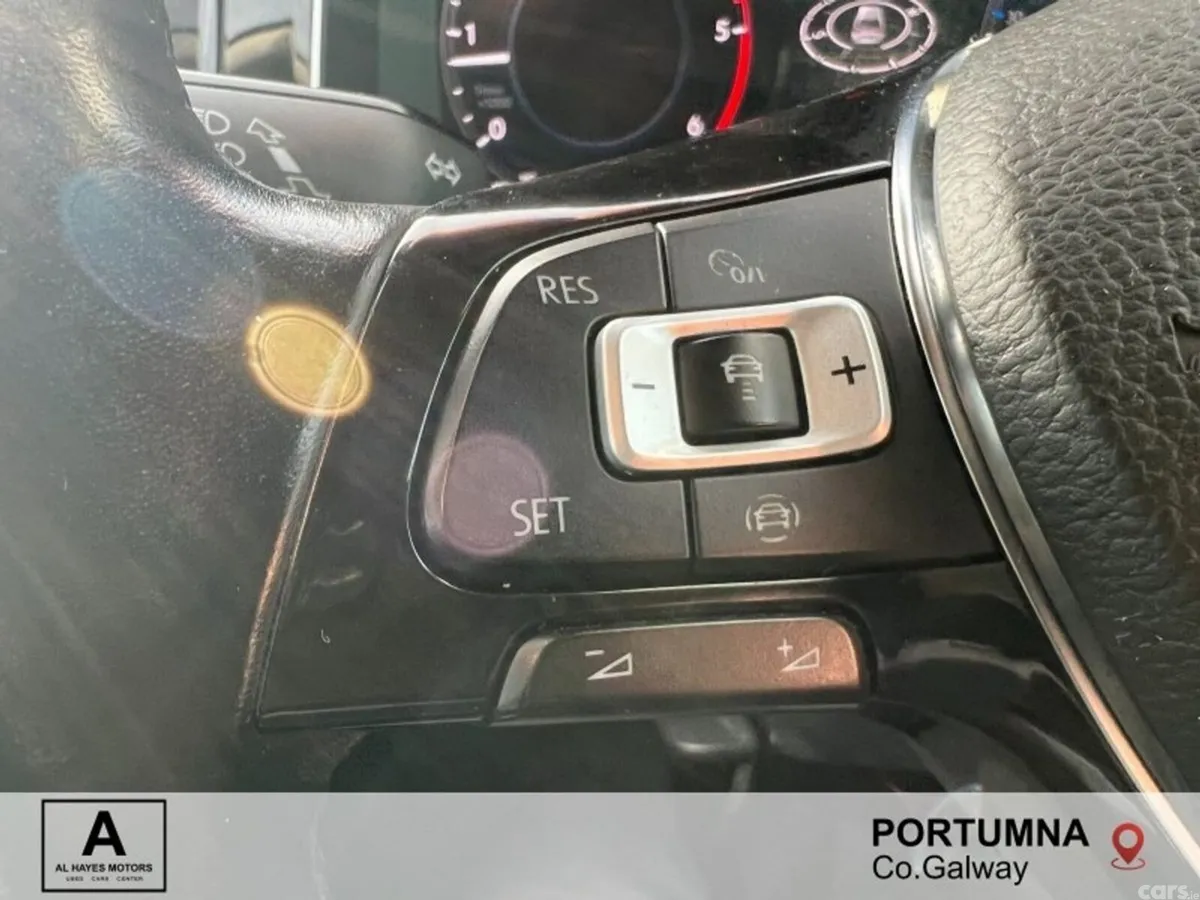 Volkswagen Golf Hatchback, Diesel, 2019, White
