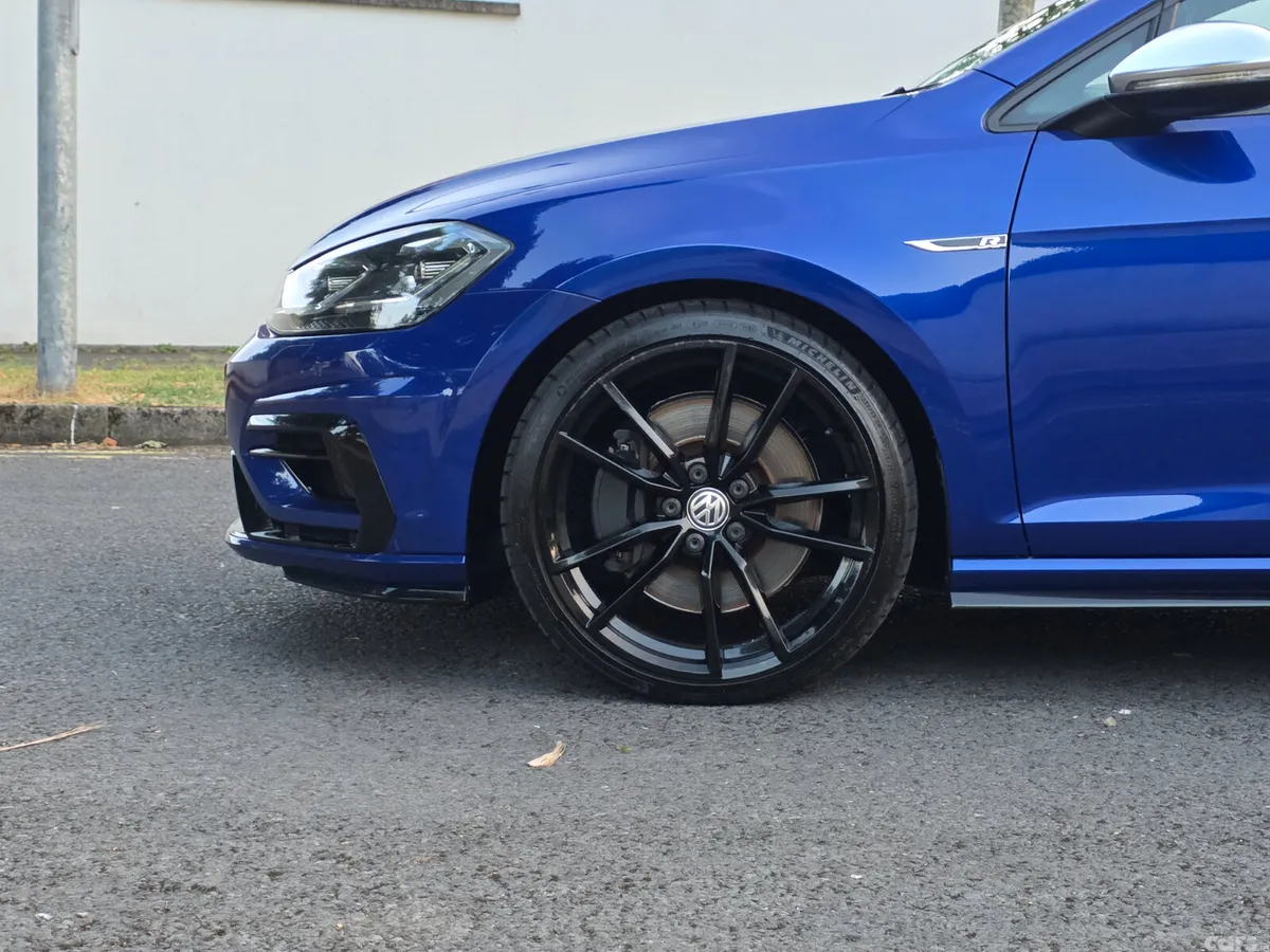 Volkswagen Golf Hatchback, Petrol, 2018, Blue