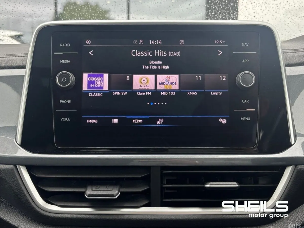 Volkswagen T-Roc SUV, Diesel, 2023, Red