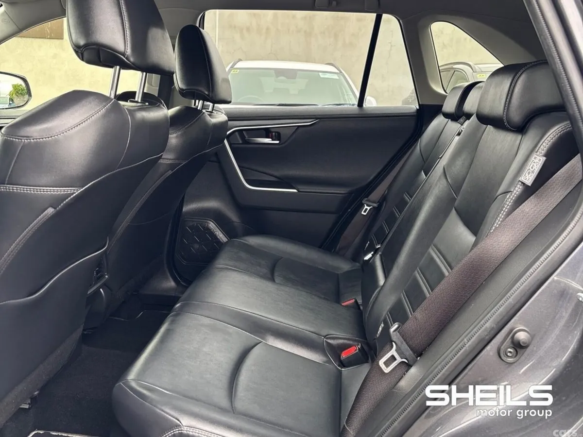 Toyota RAV4 SUV, Petrol Hybrid, 2021, Grey