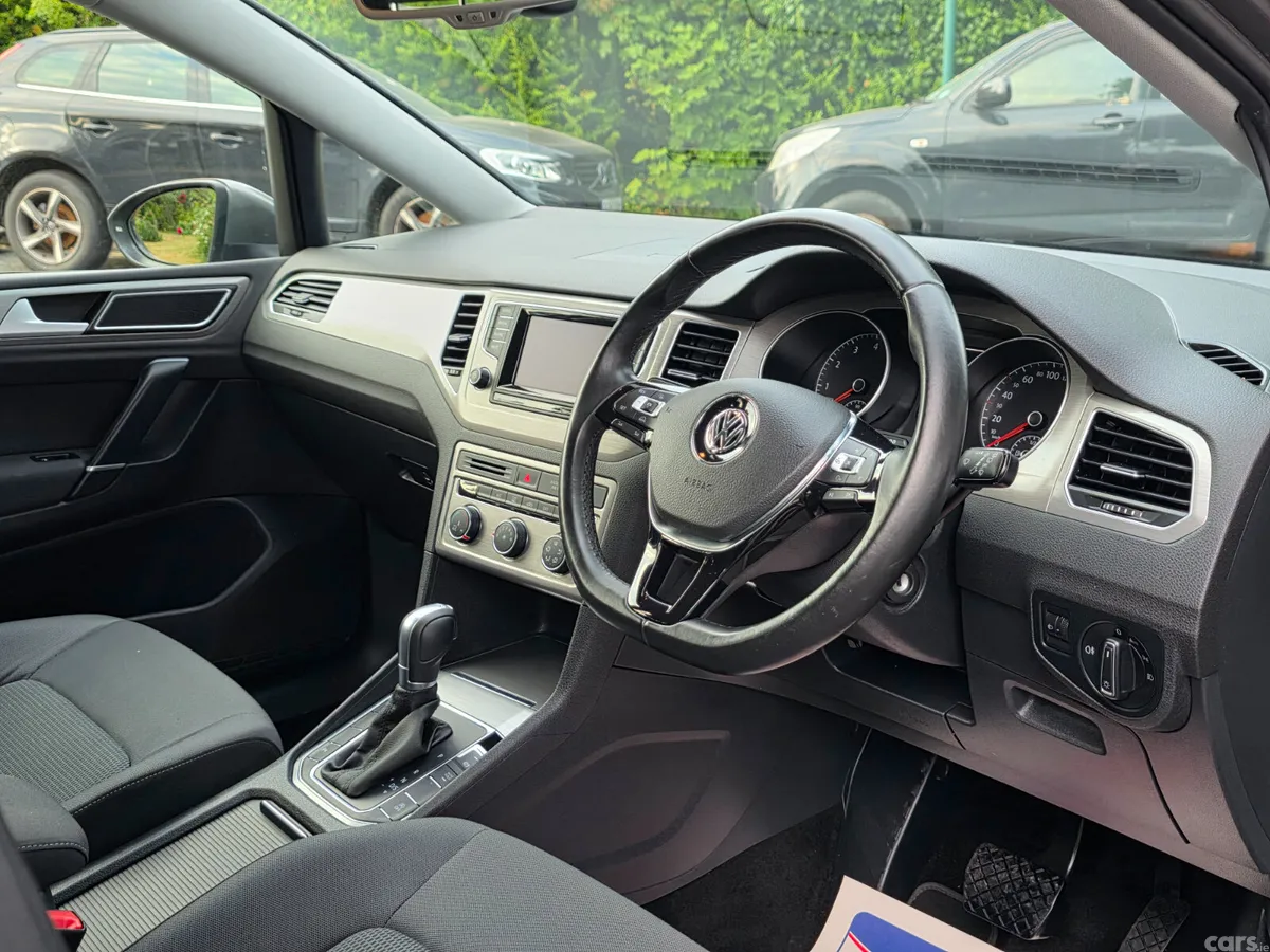 Volkswagen Golf Estate, Petrol, 2015, Grey