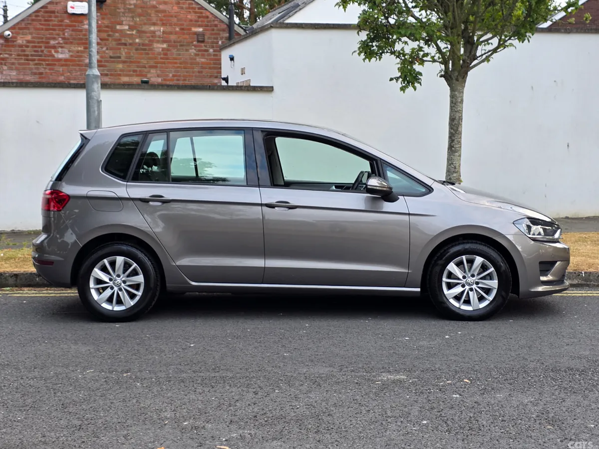 Volkswagen Golf Estate, Petrol, 2015, Grey