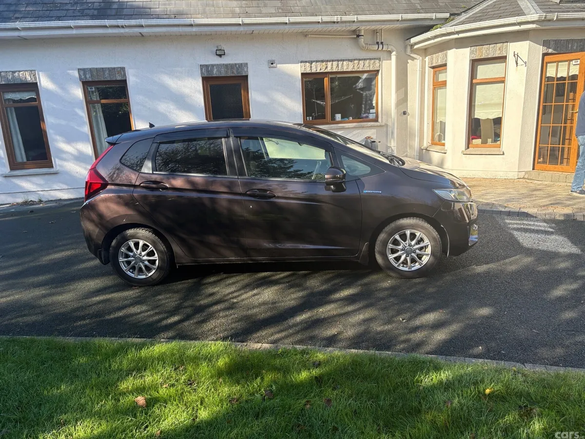 Honda Fit Hatchback, Petrol Hybrid, 2017, Brown