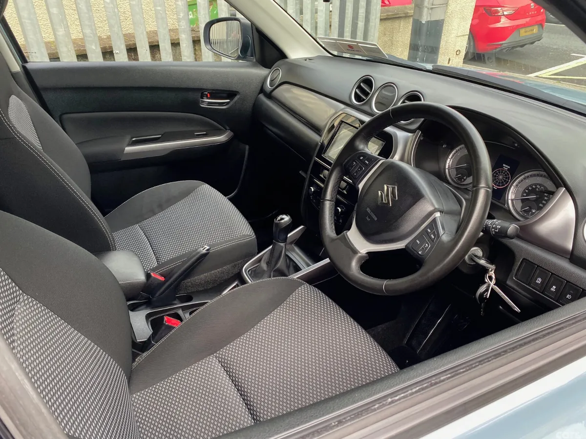 Suzuki Vitara SUV, Petrol, 2019, Blue