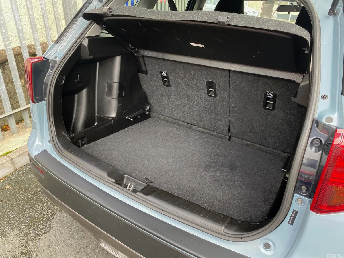 Suzuki Vitara SUV, Petrol, 2019, Blue