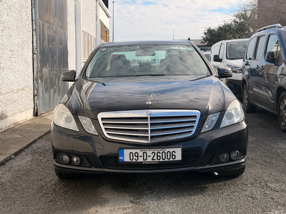 Mercedes-Benz E-Class Saloon, Diesel, 2009, Black