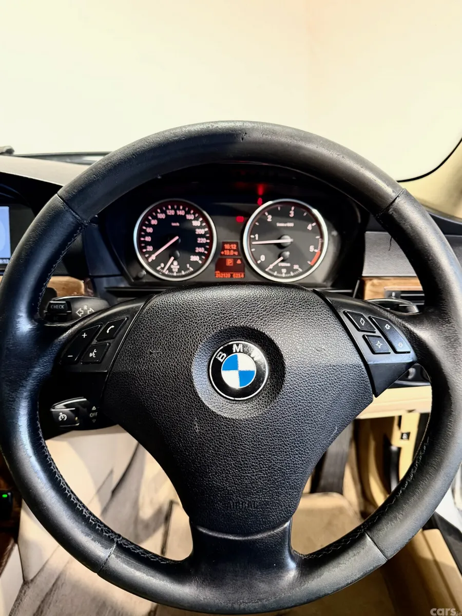 BMW 5-Series Saloon, Diesel, 2007, Silver