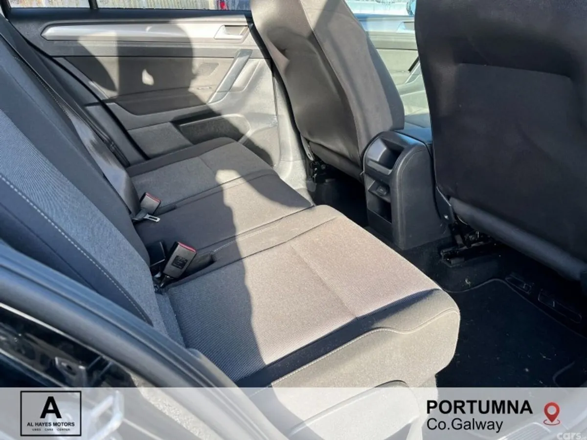 Volkswagen Golf Hatchback, Petrol, 2016, Black