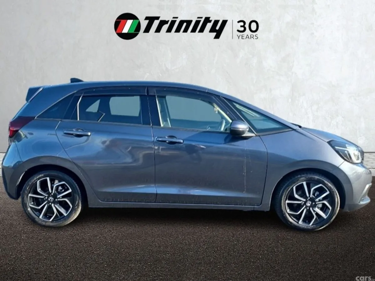 Honda Fit Hatchback, Petrol Hybrid, 2022, Grey