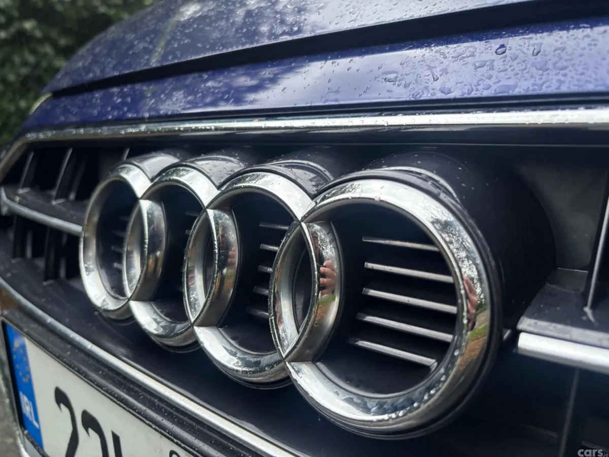 Audi A4 Saloon, Diesel, 2022, Blue