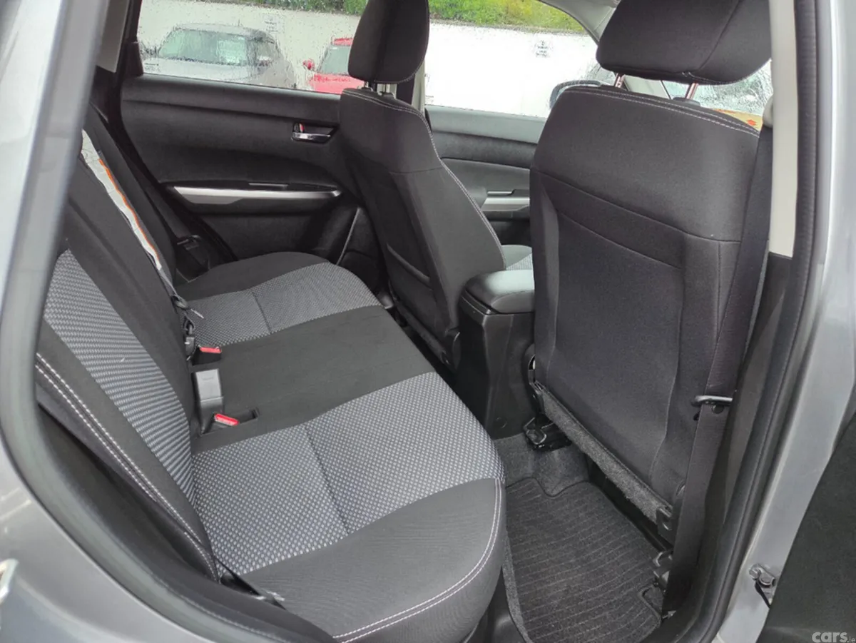 Suzuki Vitara SUV, Petrol, 2023, Grey