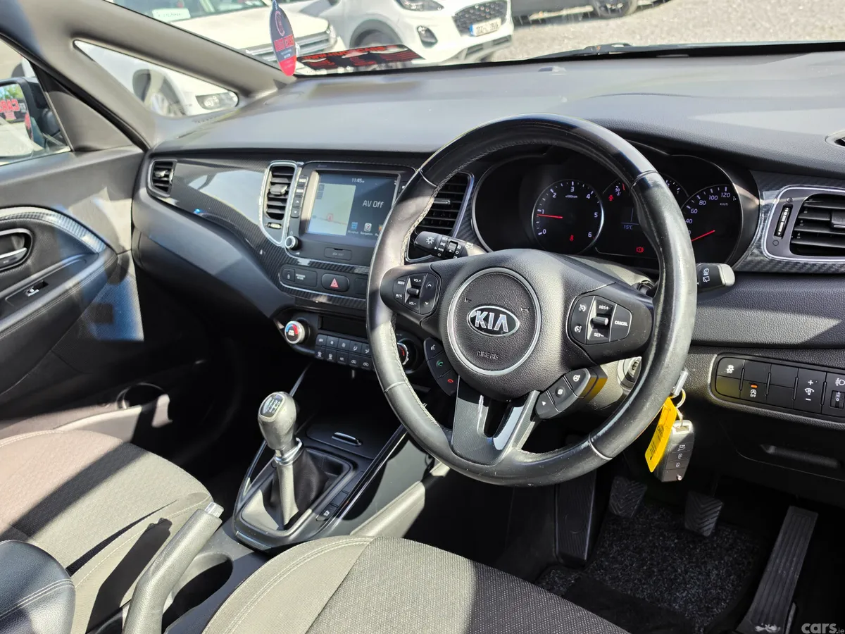 Kia Carens MPV, Diesel, 2017, Black
