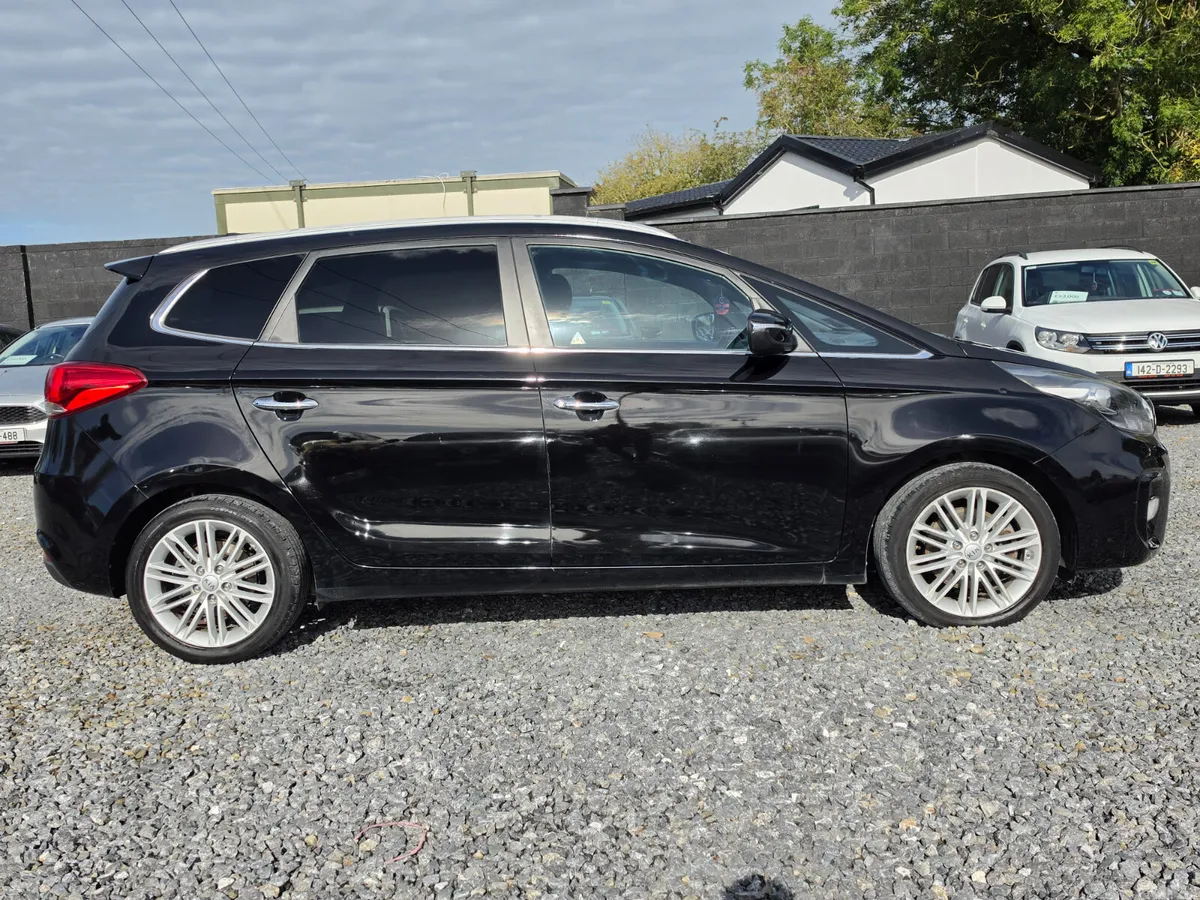 Kia Carens MPV, Diesel, 2017, Black