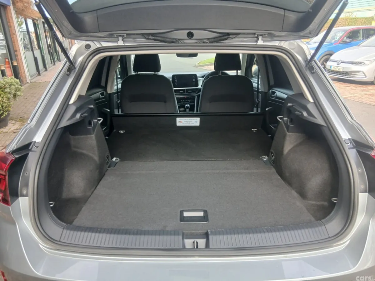 Volkswagen T-Roc Van, Diesel, 2023, Grey