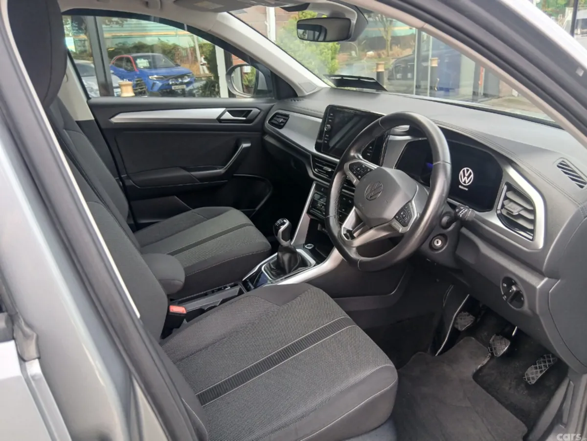 Volkswagen T-Roc Van, Diesel, 2023, Grey