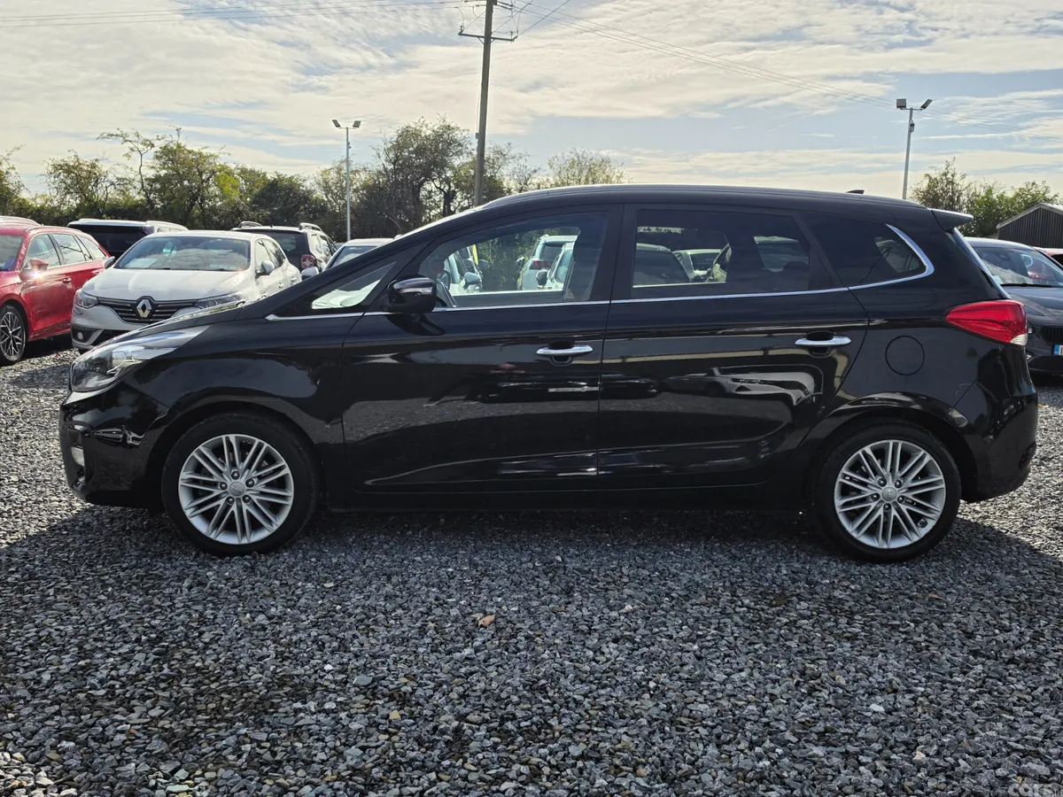 Kia Carens MPV, Diesel, 2017, Black