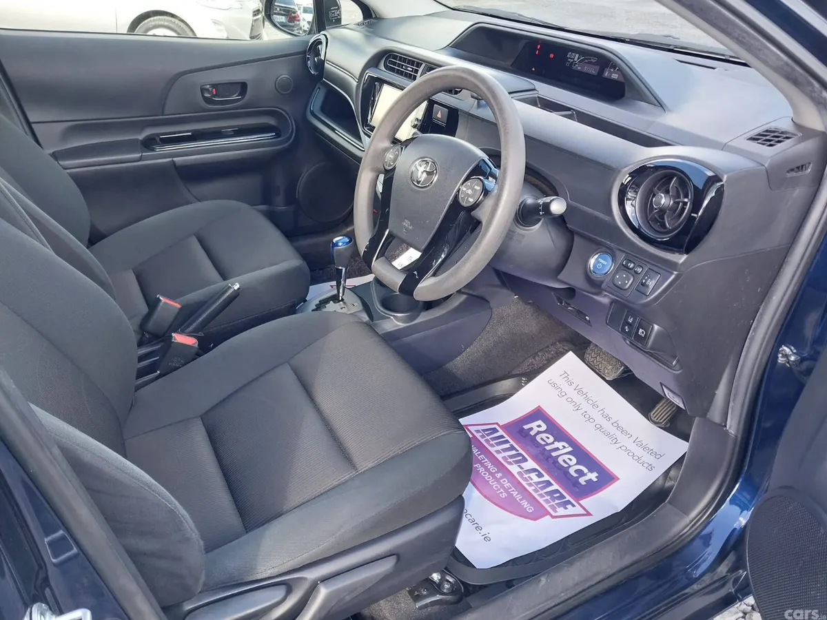 Toyota Aqua Hatchback, Petrol Hybrid, 2016, Blue