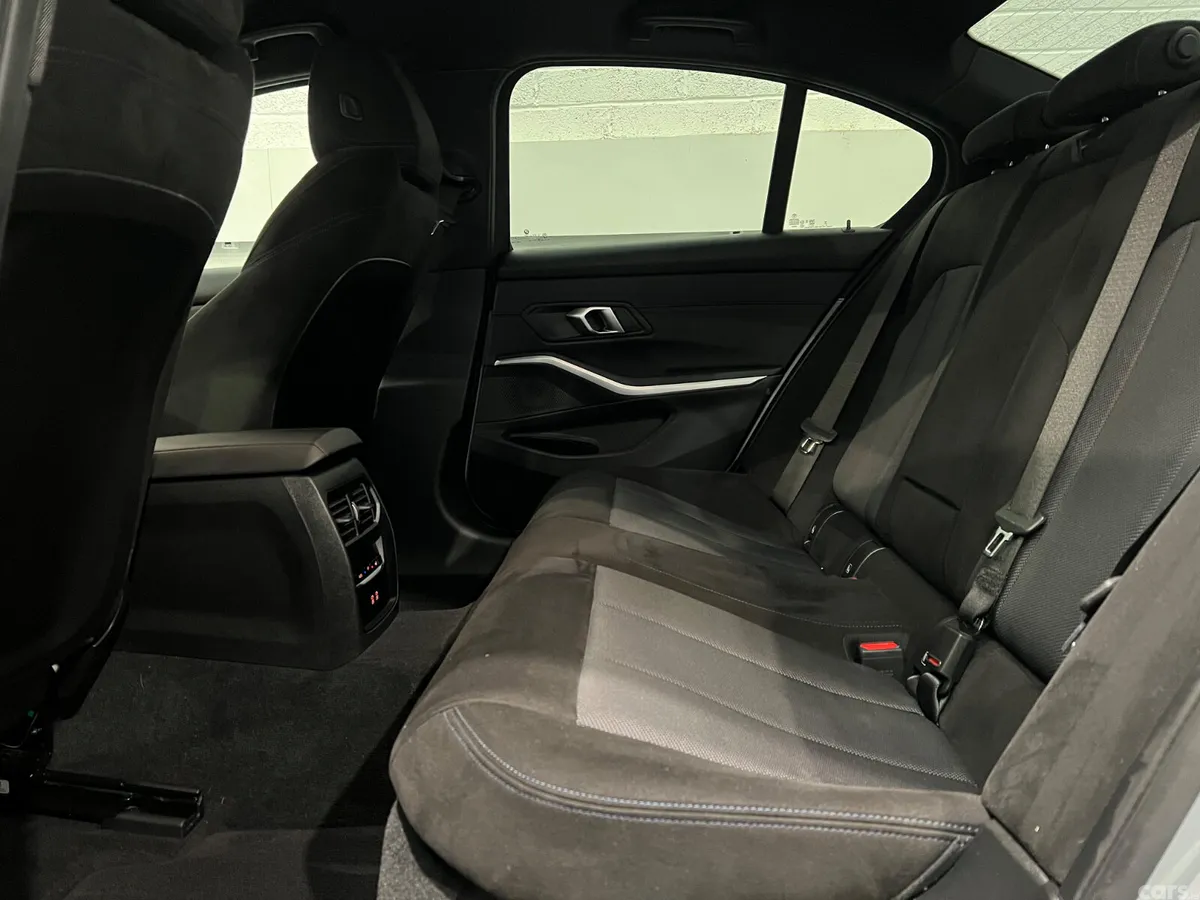 BMW 3-Series Saloon, Petrol Plug-in Hybrid, 2025, Grey