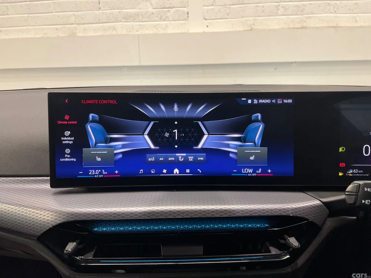 BMW 3-Series Saloon, Petrol Plug-in Hybrid, 2025, Grey