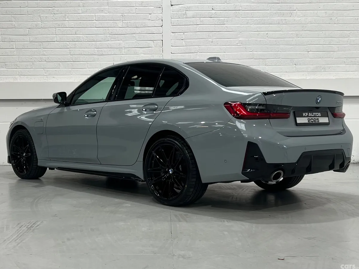 BMW 3-Series Saloon, Petrol Plug-in Hybrid, 2025, Grey