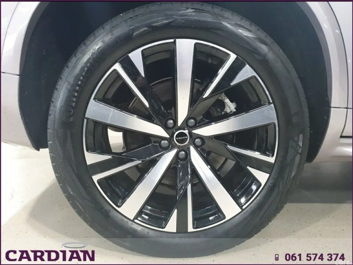 Volvo XC90 SUV, Petrol Hybrid, 2025, Silver