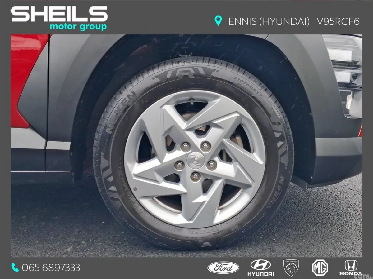 Hyundai KONA MPV, Petrol, 2024, Red