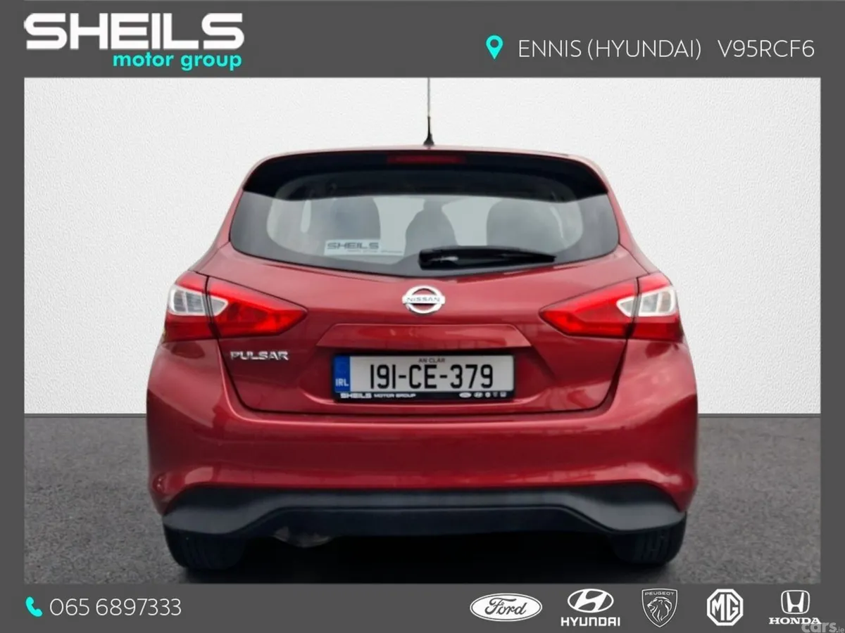 Nissan Pulsar Hatchback, Petrol, 2019, Red