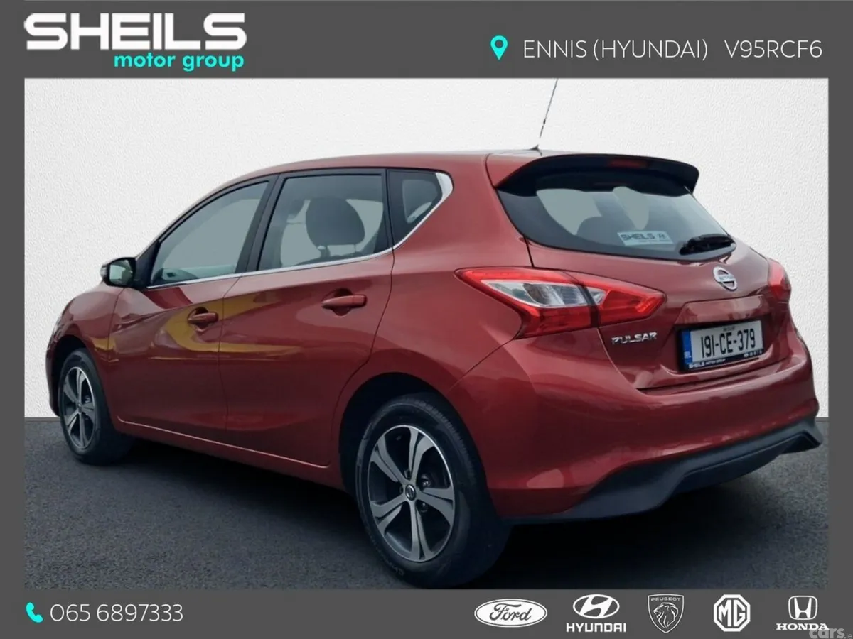 Nissan Pulsar Hatchback, Petrol, 2019, Red