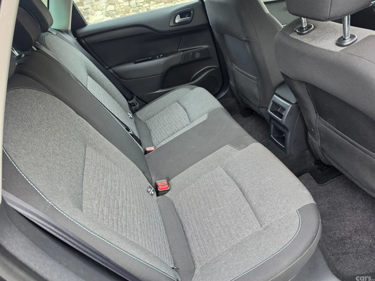 Citroen C4 Hatchback, Diesel, 2017, Black