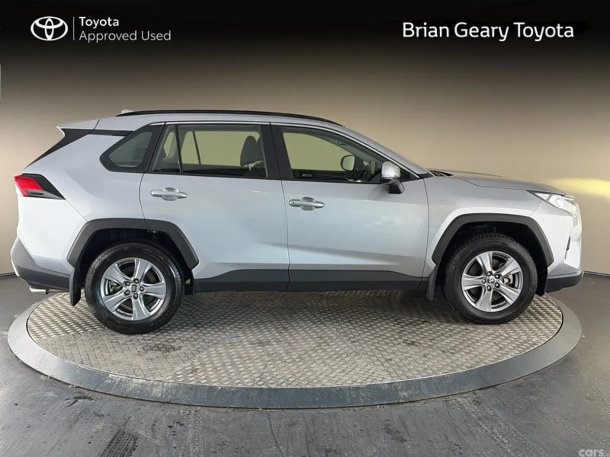 Toyota RAV4 SUV, Petrol Hybrid, 2025, Silver