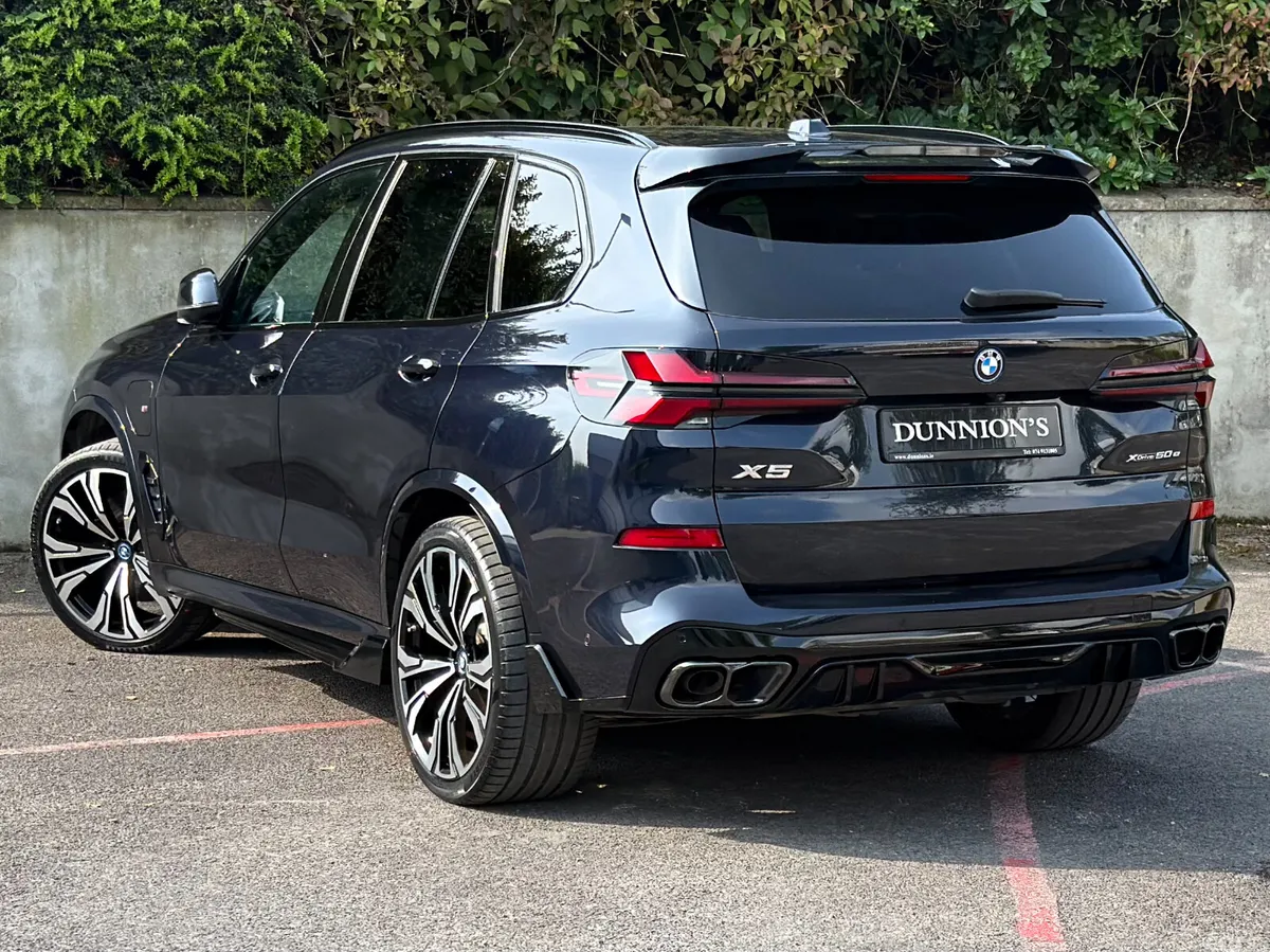 BMW X5 SUV, Petrol Hybrid, 2023, Black