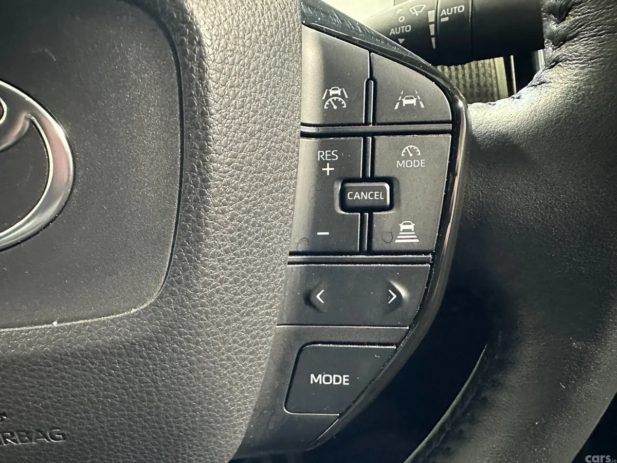 Toyota bZ4X Estate, Electric, 2023, Grey